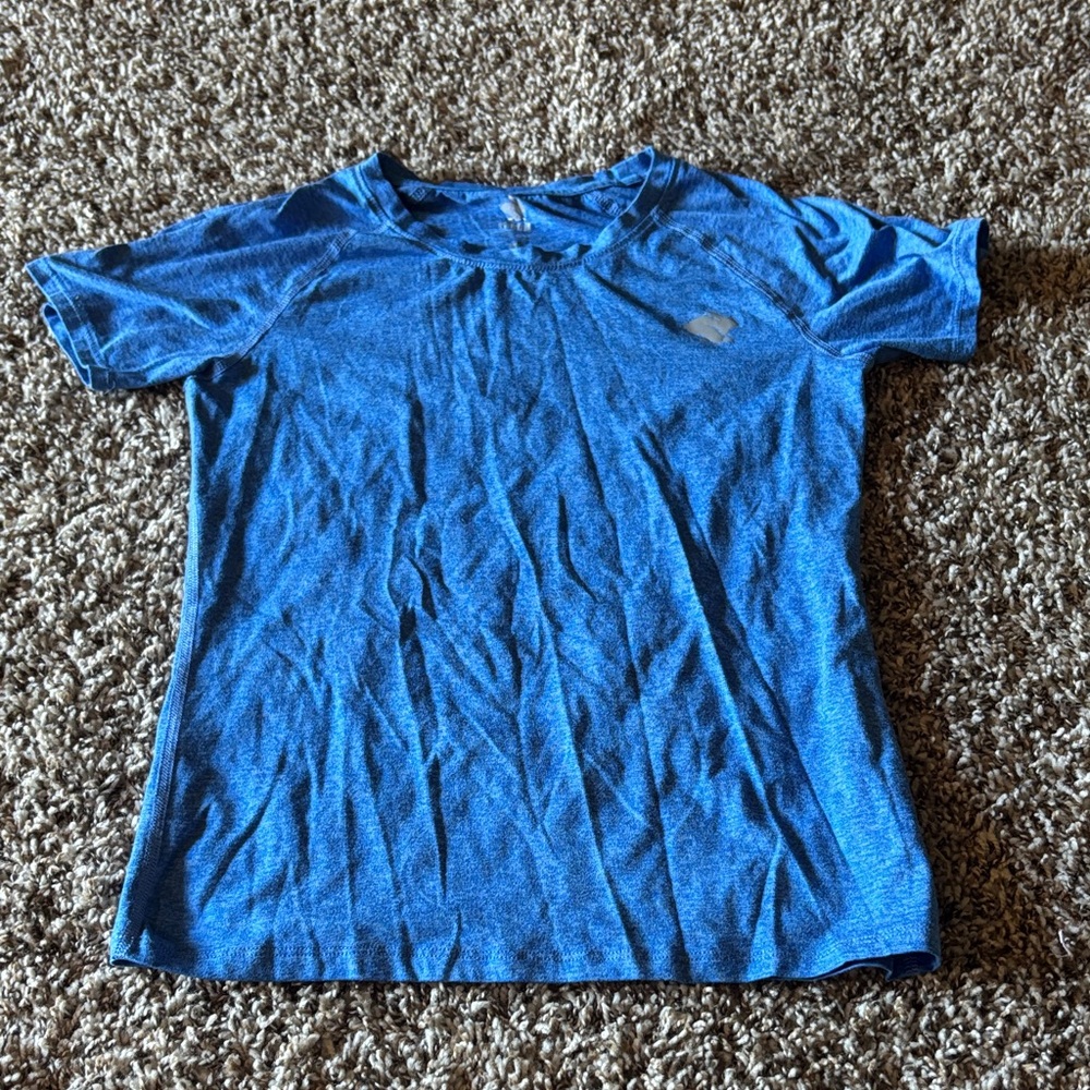 Rabbit XS Dry Wicking Shirt